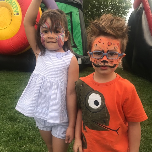 Meet your Posher, Carissa - Picture 2 of 8